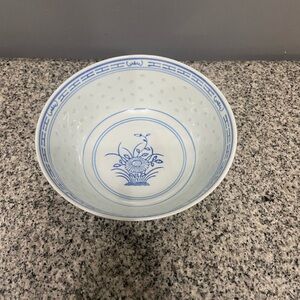 VTG JINGDEZHEN Chrysanthemum Rice Grain Blue White Porcelain Cup Soup Bowl 7"